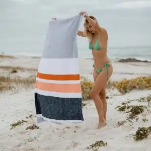 Fringe Beach Towel Wholesale with Low MOQ